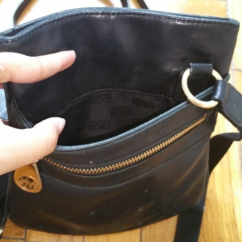 Michael Kors Leather Black Crossbody Purse